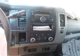 2013 NISSAN 2500