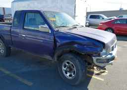 1995 NISSAN TRUCK KING CAB SE