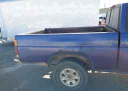 1995 NISSAN TRUCK KING CAB SE