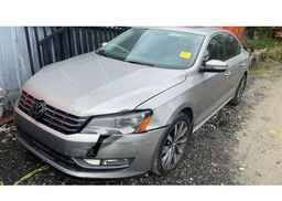 2013 VOLKSWAGEN PASSAT SEL