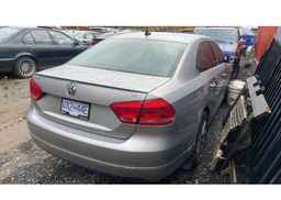 2013 VOLKSWAGEN PASSAT SEL