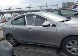 2010 MAZDA 3 I
