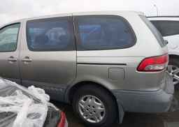 2002 TOYOTA SIENNA CE