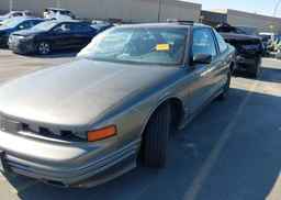 1996 OLDSMOBILE CUTLASS SUPREME SL