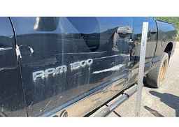 2004 DODGE RAM 1500 ST