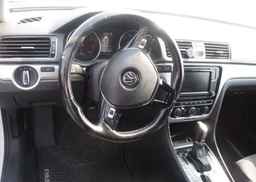 2017 VOLKSWAGEN PASSAT S