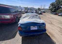 2002 SATURN SL1
