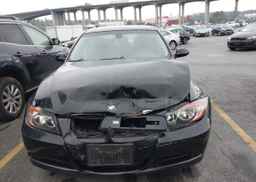 2007 BMW 323I