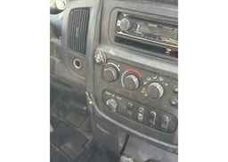 2005 DODGE RAM 2500 ST