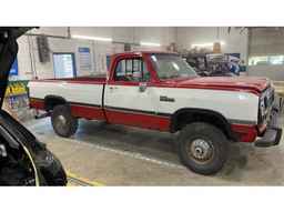 1991 DODGE W-SERIES W200