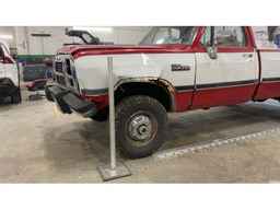 1991 DODGE W-SERIES W200