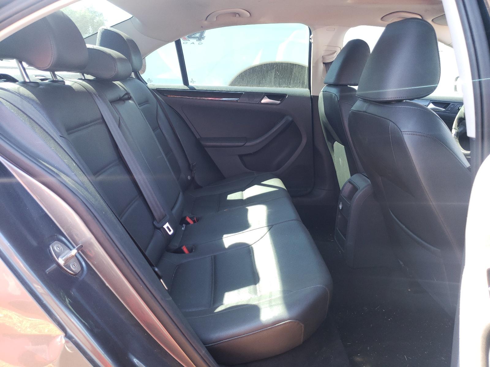 2016 VOLKSWAGEN JETTA