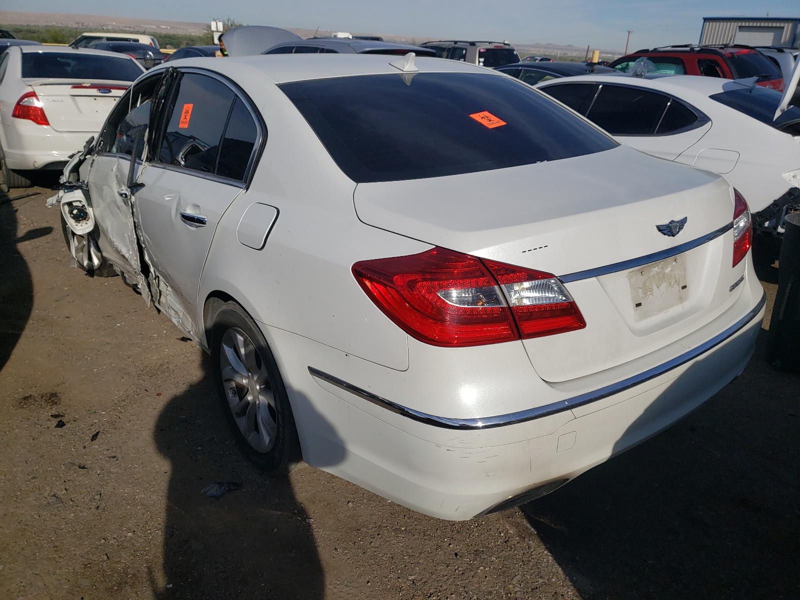 2013 HYUNDAI GENESIS