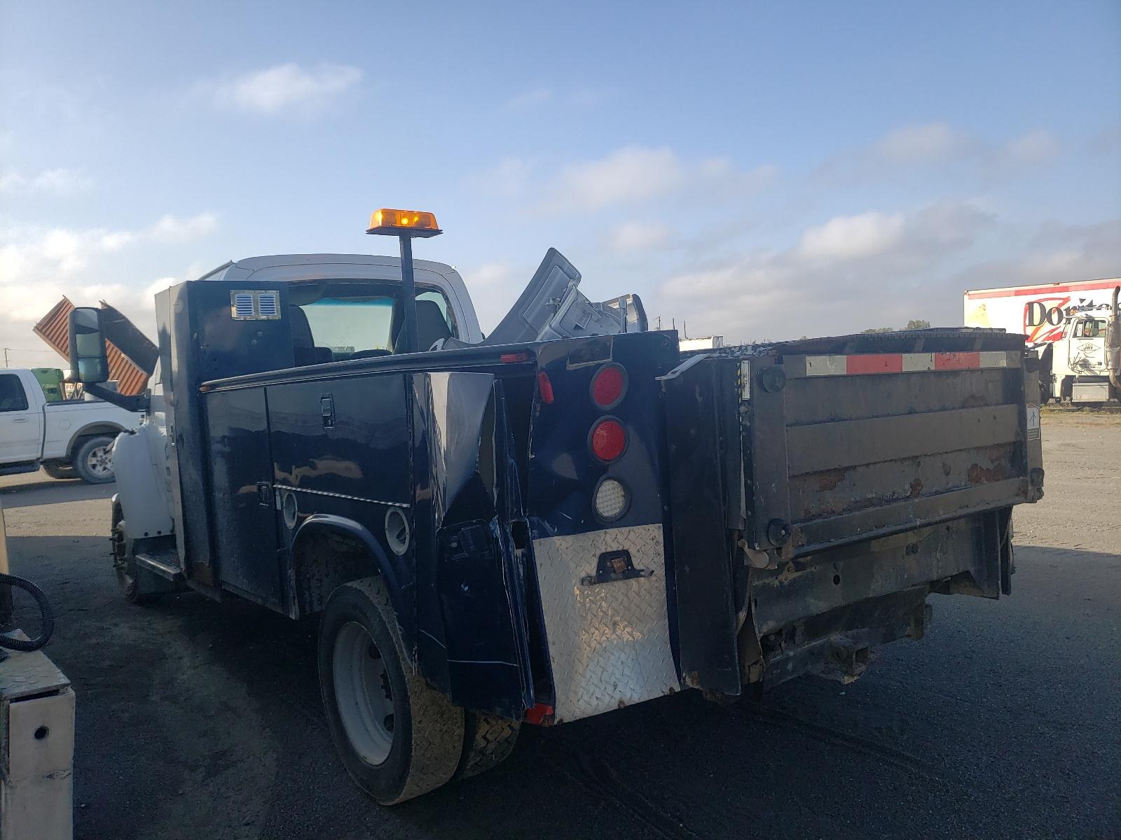 2004 CHEVROLET C4500