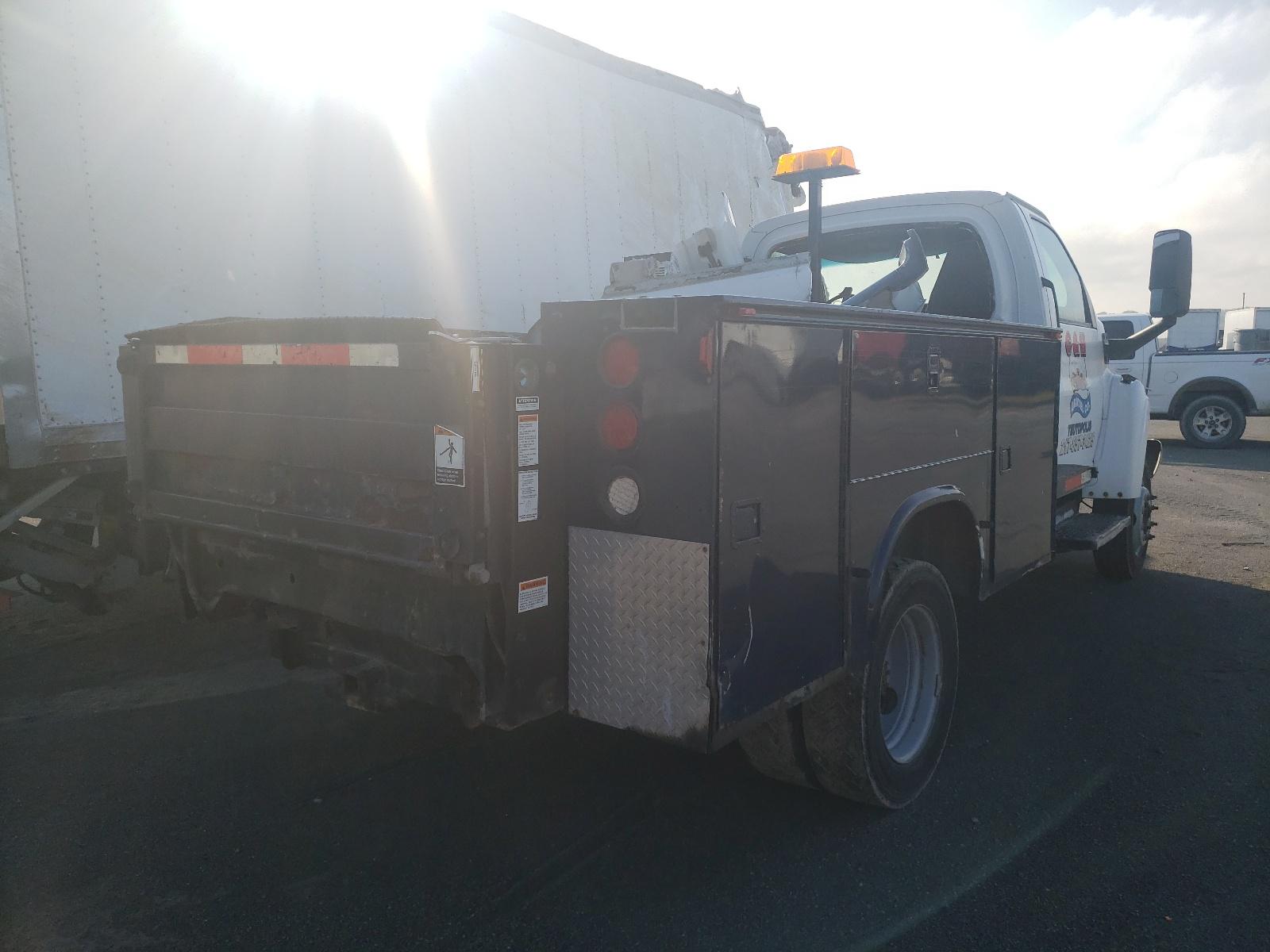 2004 CHEVROLET C4500