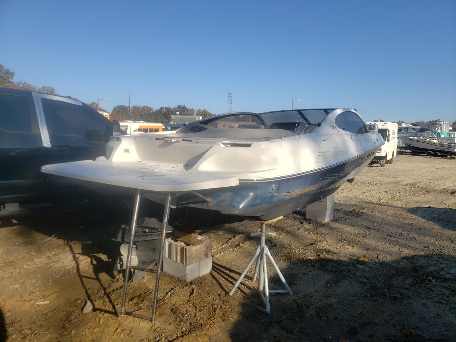2002 REGAL Boat