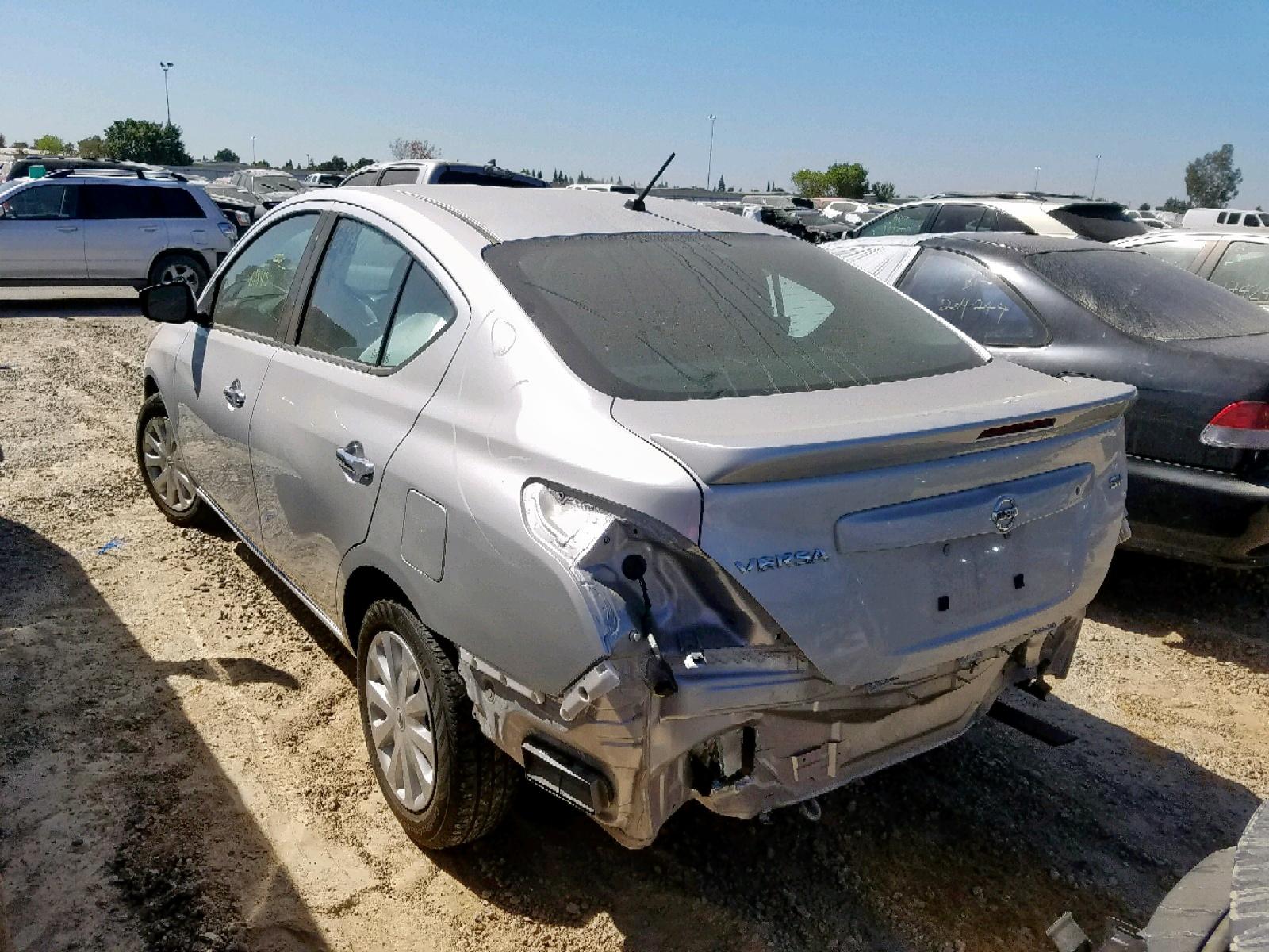 2017 NISSAN VERSA