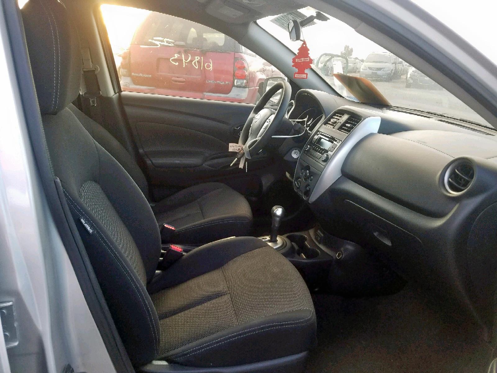2017 NISSAN VERSA