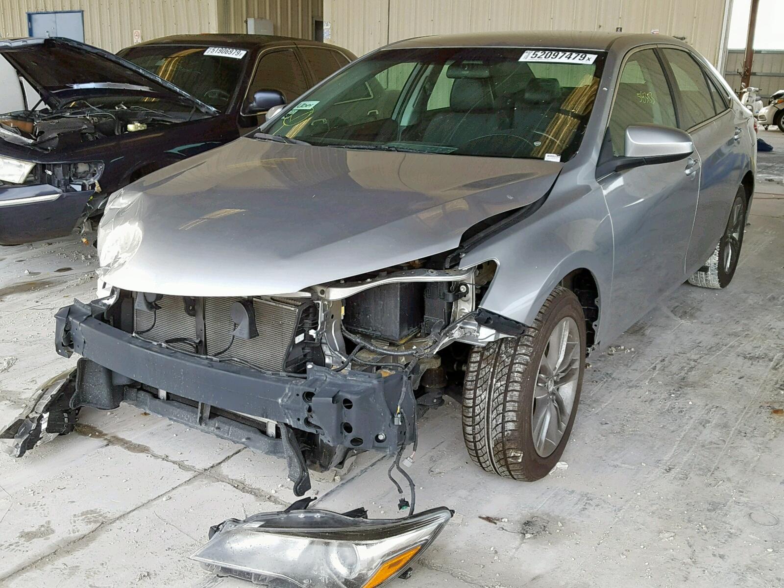 2017 TOYOTA CAMRY