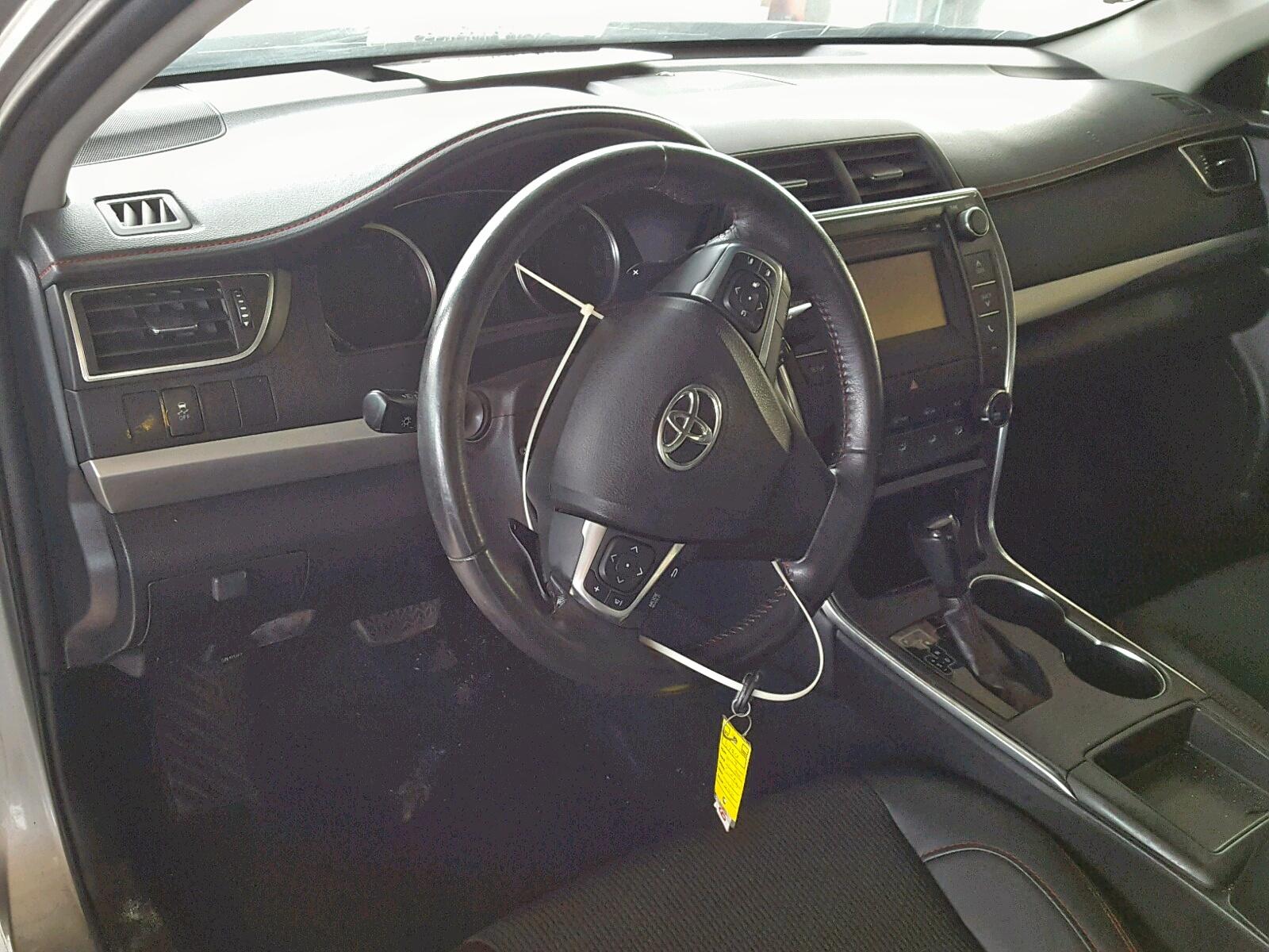 2017 TOYOTA CAMRY