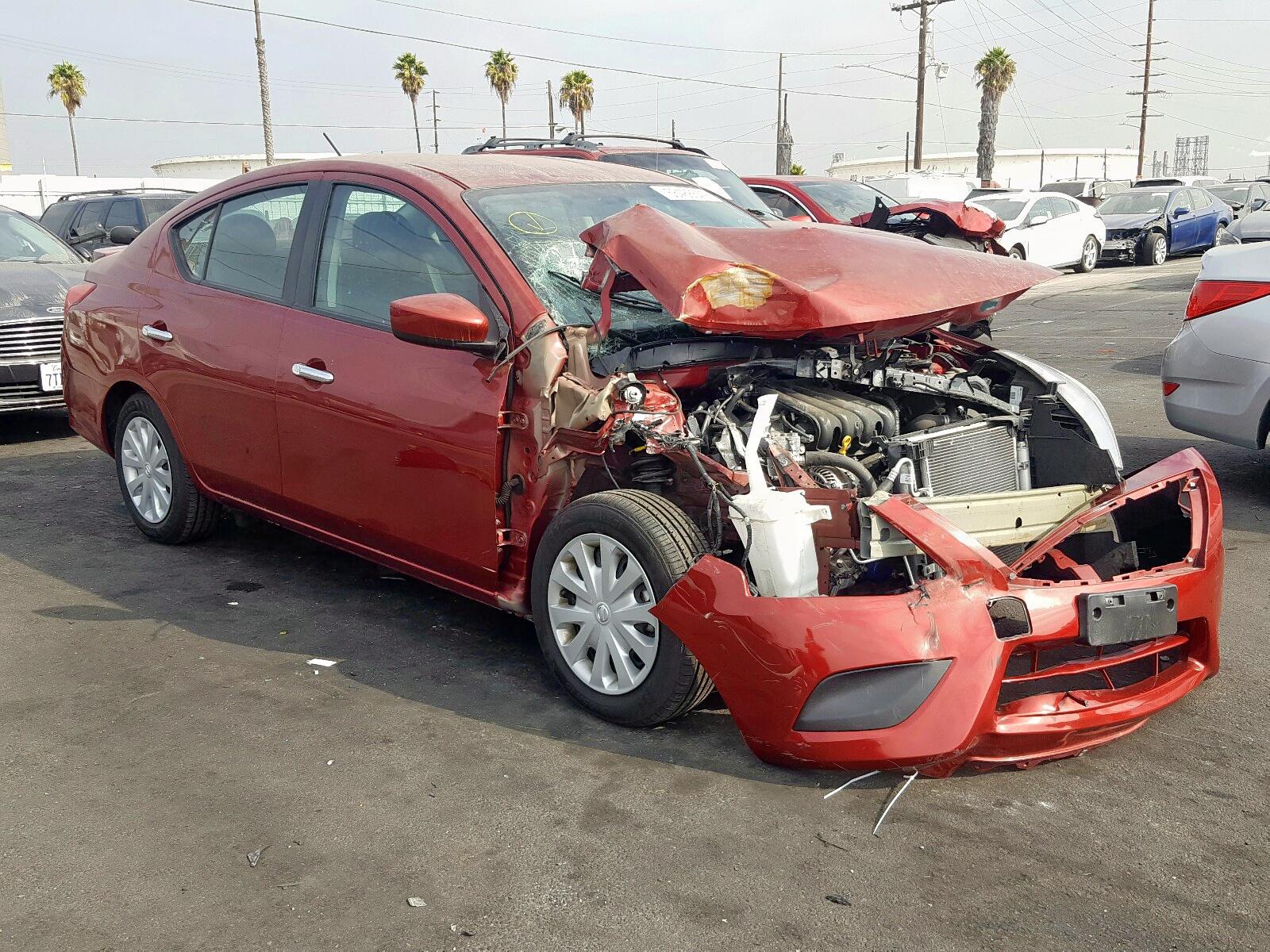 2018 NISSAN VERSA
