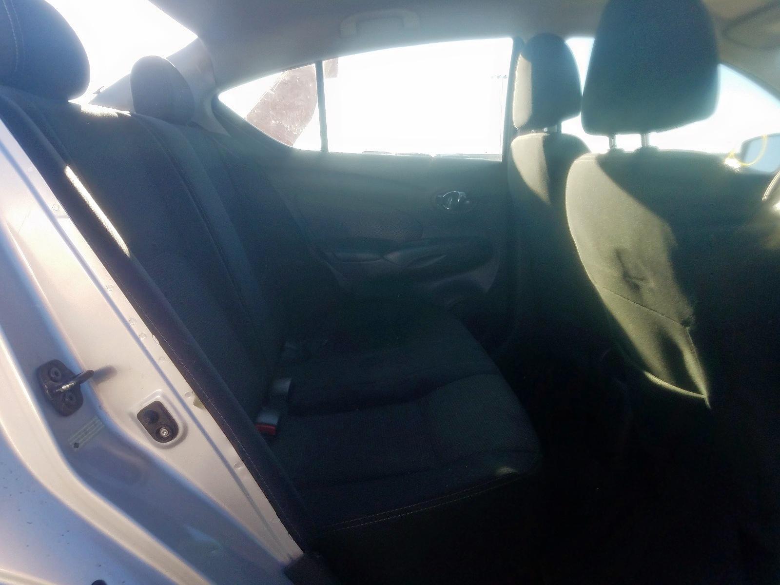 2016 NISSAN VERSA