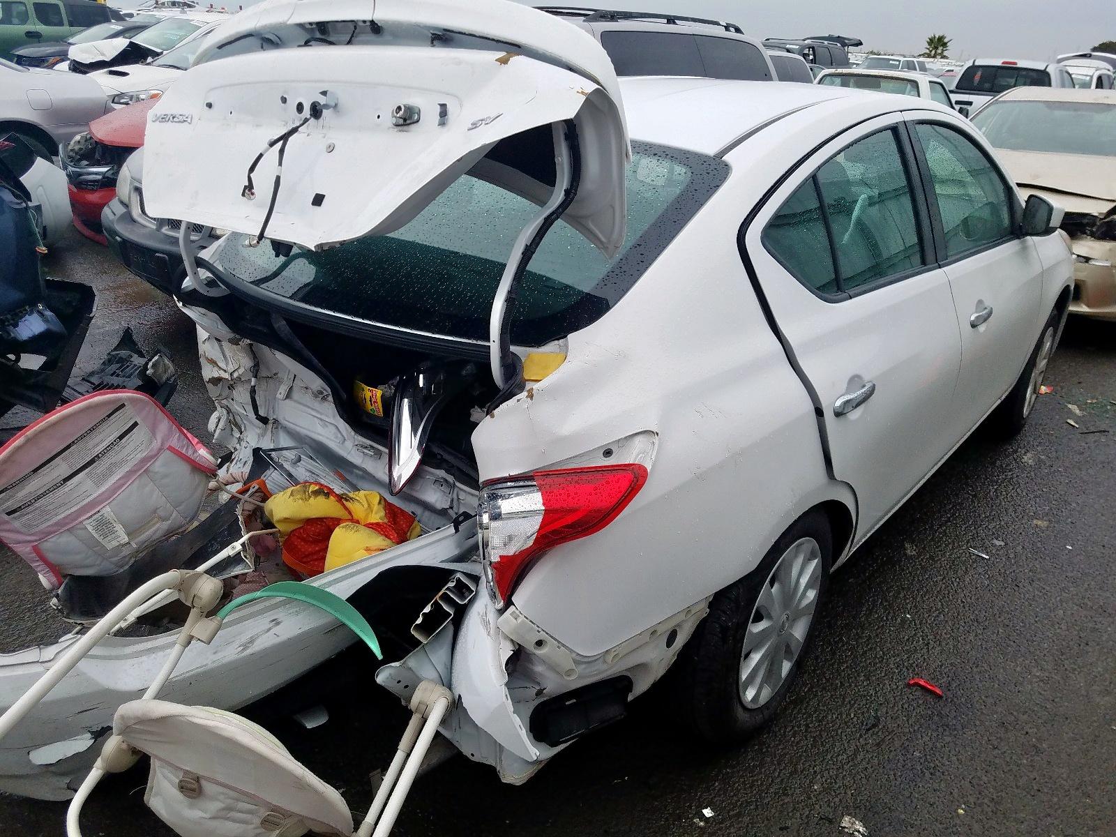 2018 NISSAN VERSA