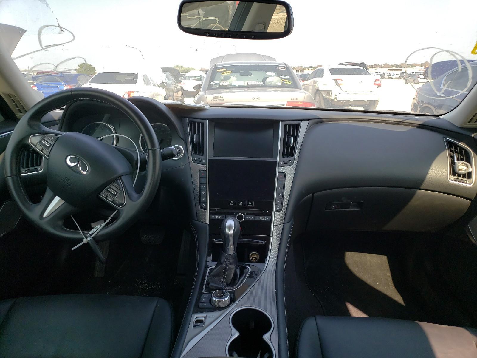 2017 INFINITI Q50