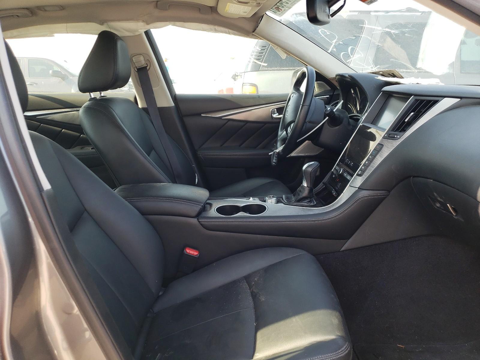 2017 INFINITI Q50