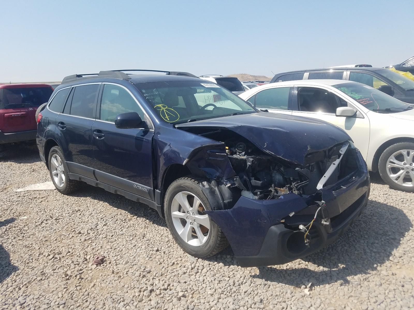 2013 SUBARU Outback