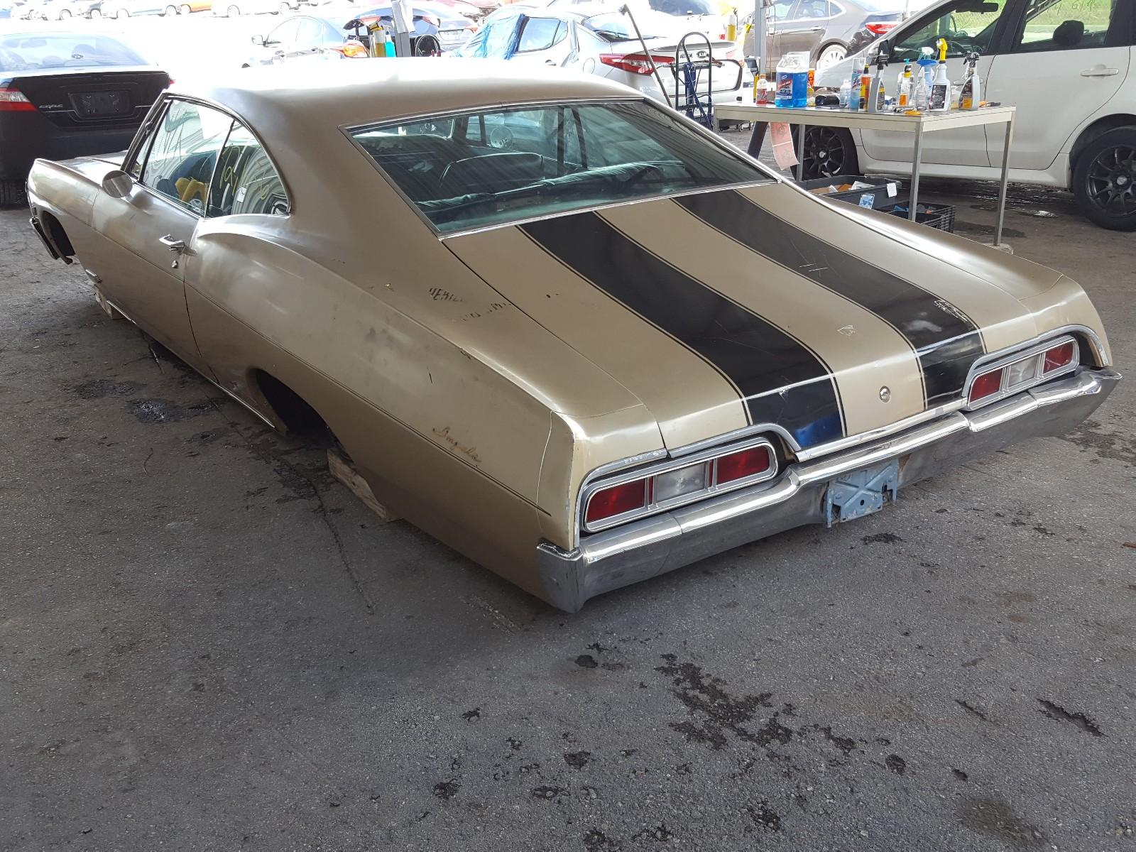 1967 CHEVROLET IMPALA