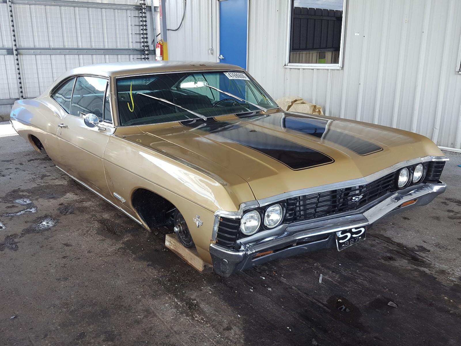 1967 CHEVROLET IMPALA