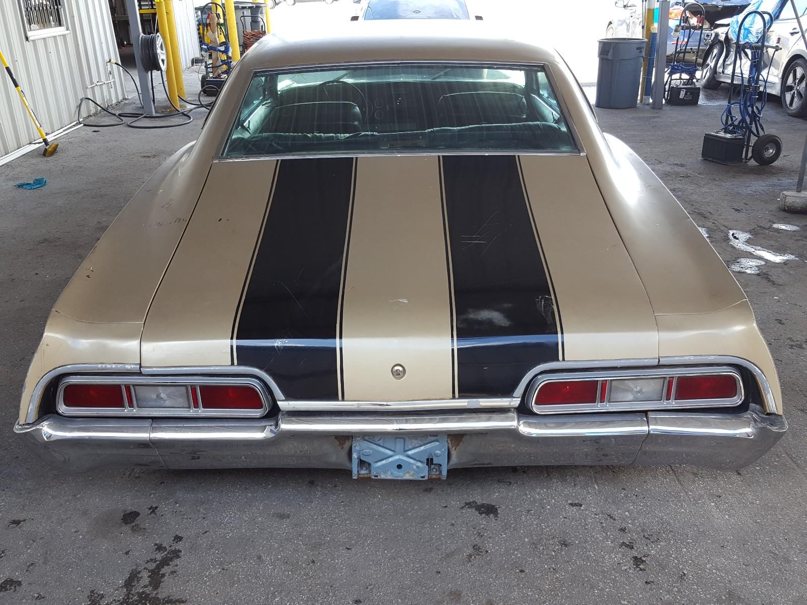 1967 CHEVROLET IMPALA
