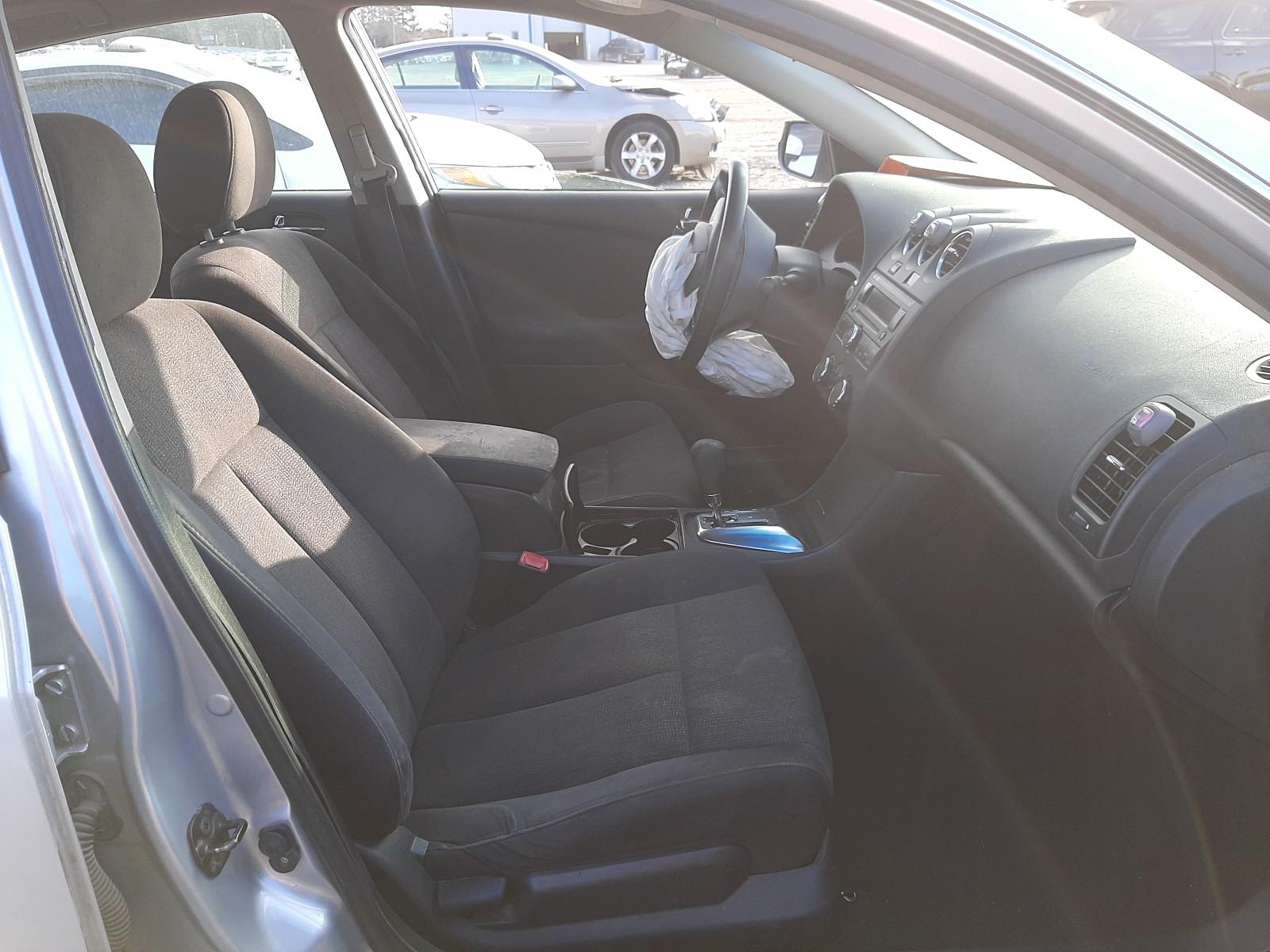 2010 NISSAN ALTIMA
