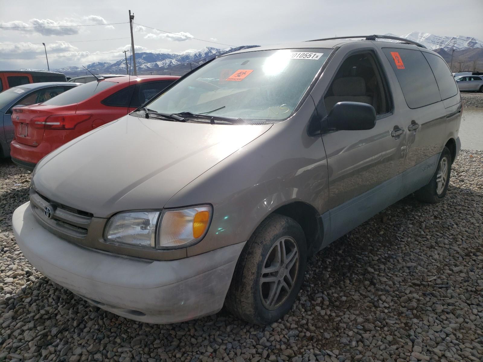 1999 TOYOTA SIENNA