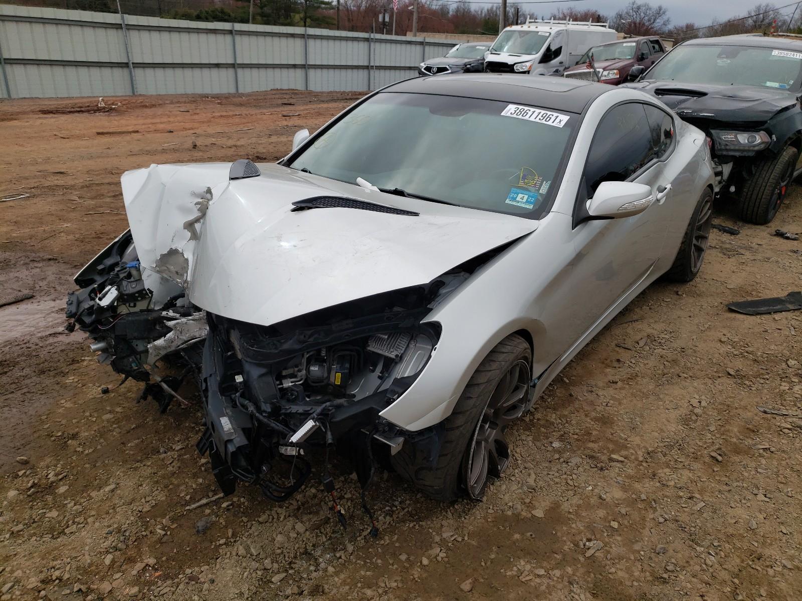 2013 HYUNDAI GENESIS