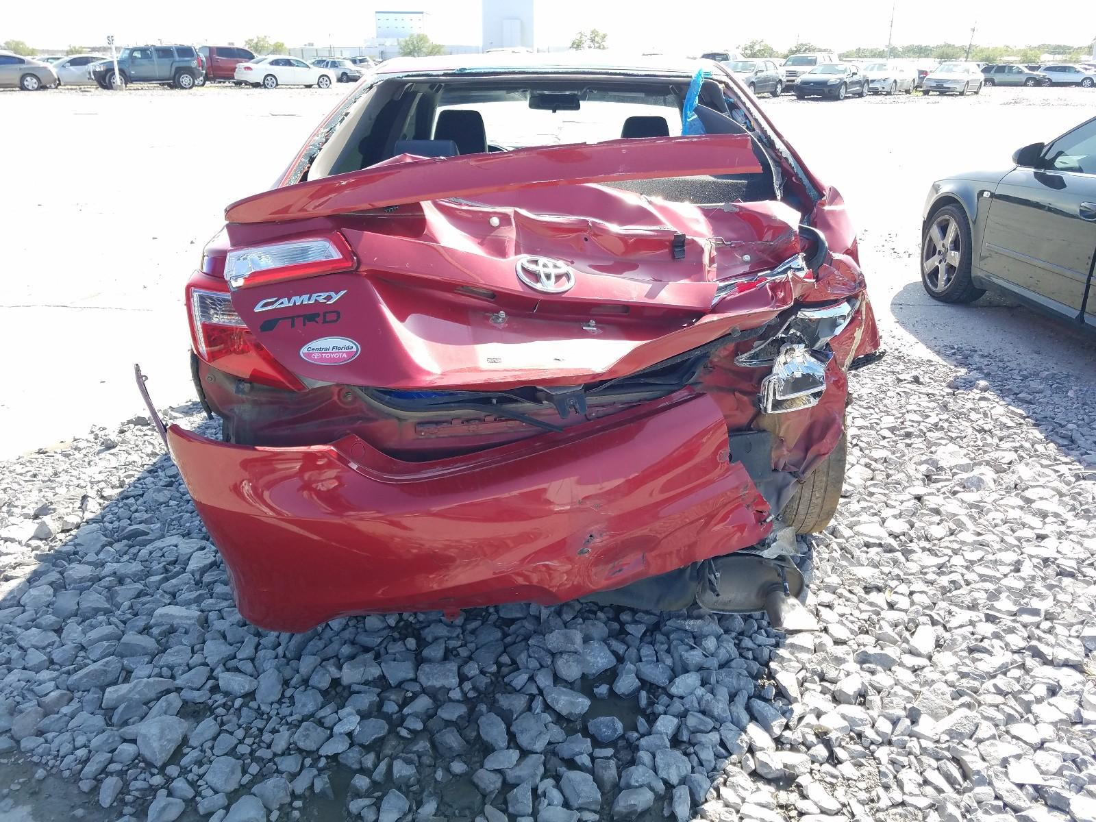 2014 TOYOTA CAMRY
