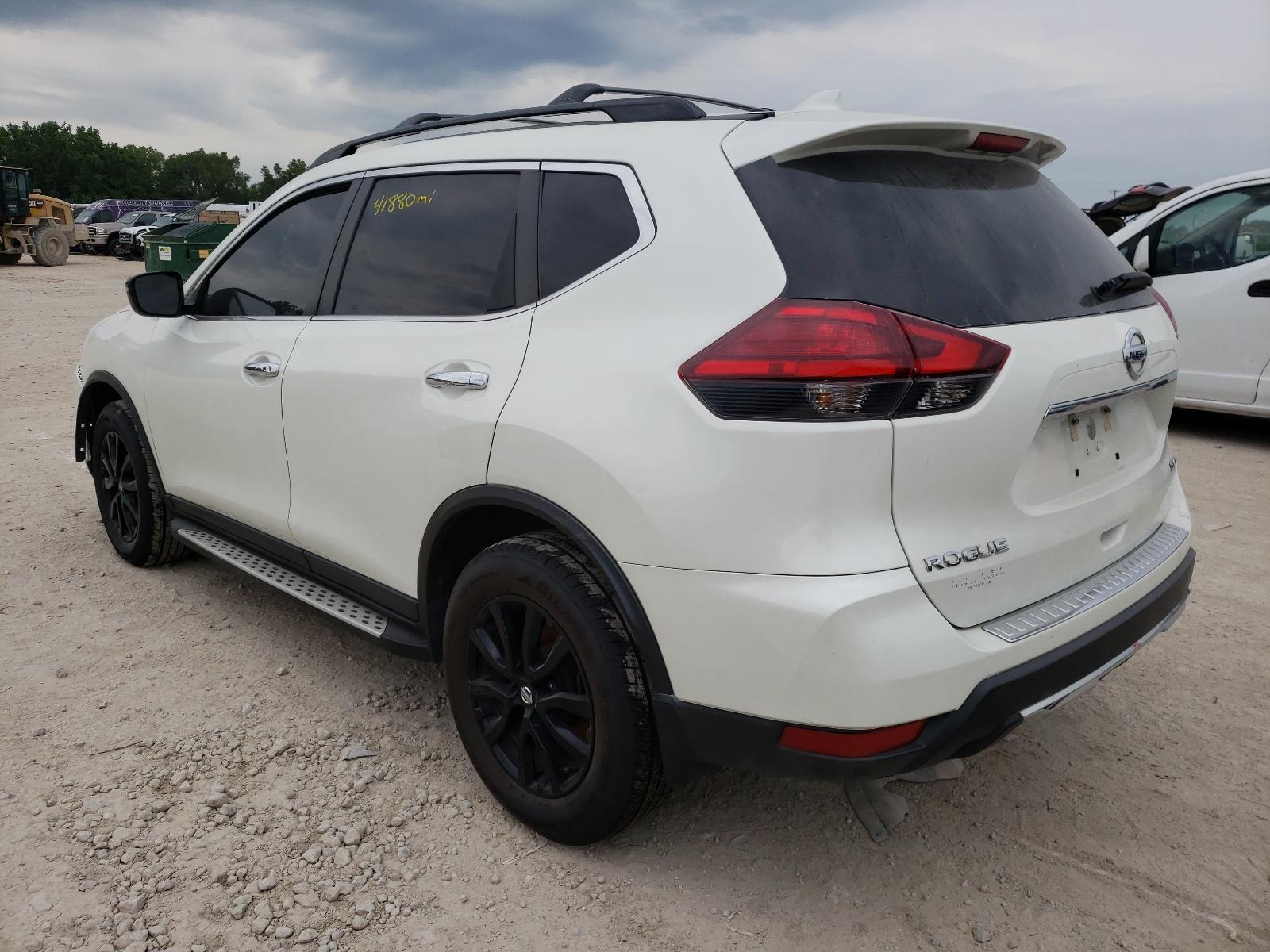 2017 NISSAN ROGUE
