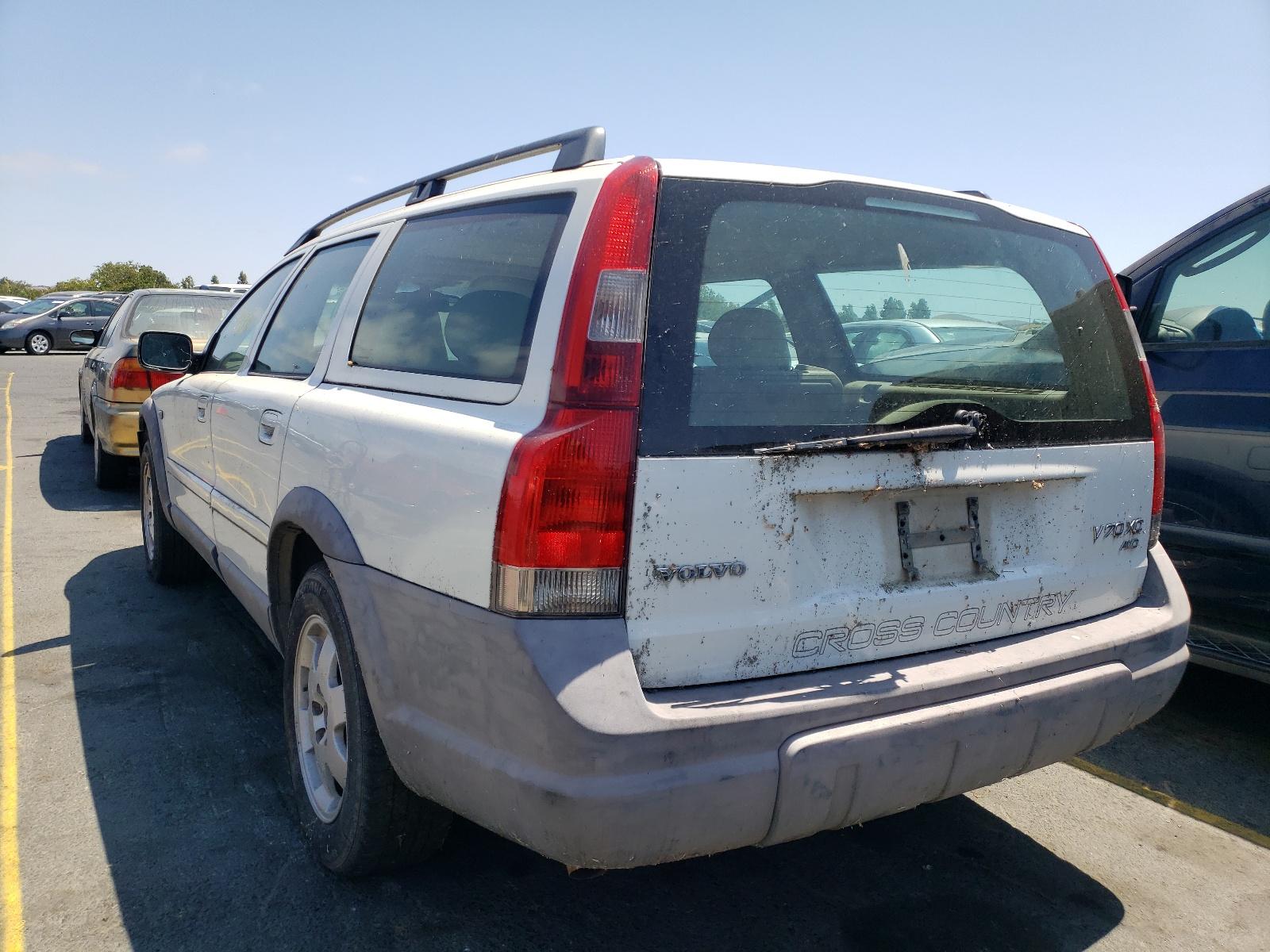 2001 VOLVO V70