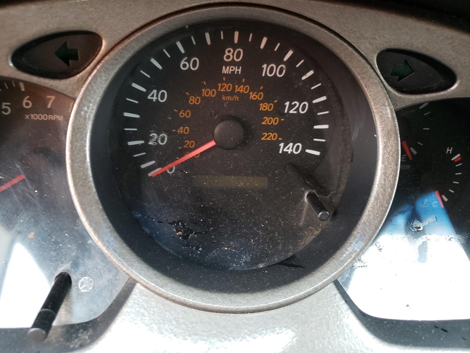 2002 TOYOTA HIGHLANDER