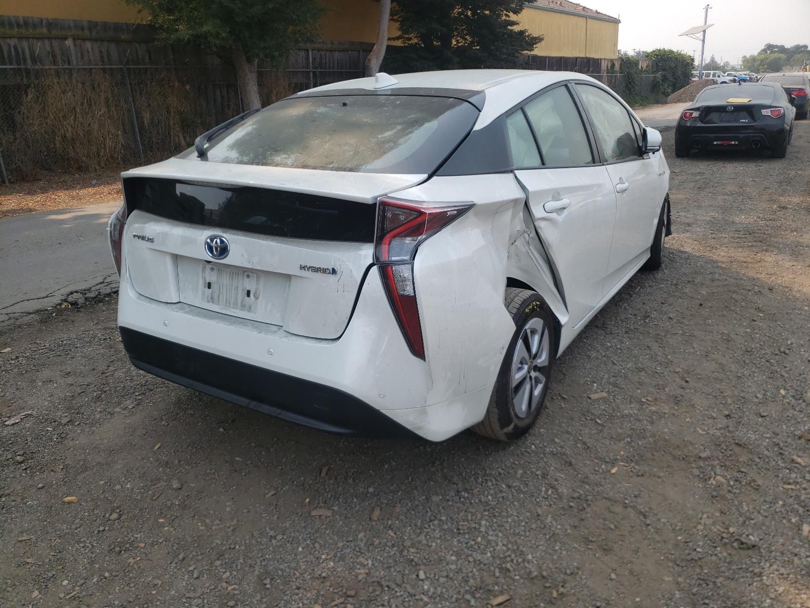 2018 TOYOTA PRIUS