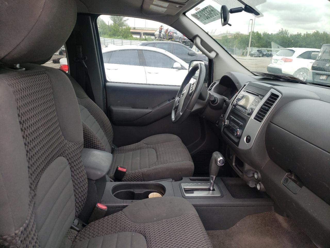 2014 NISSAN Frontier