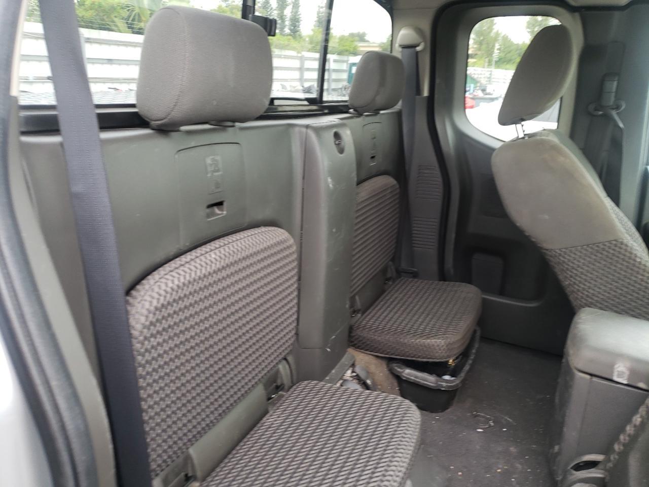 2014 NISSAN Frontier