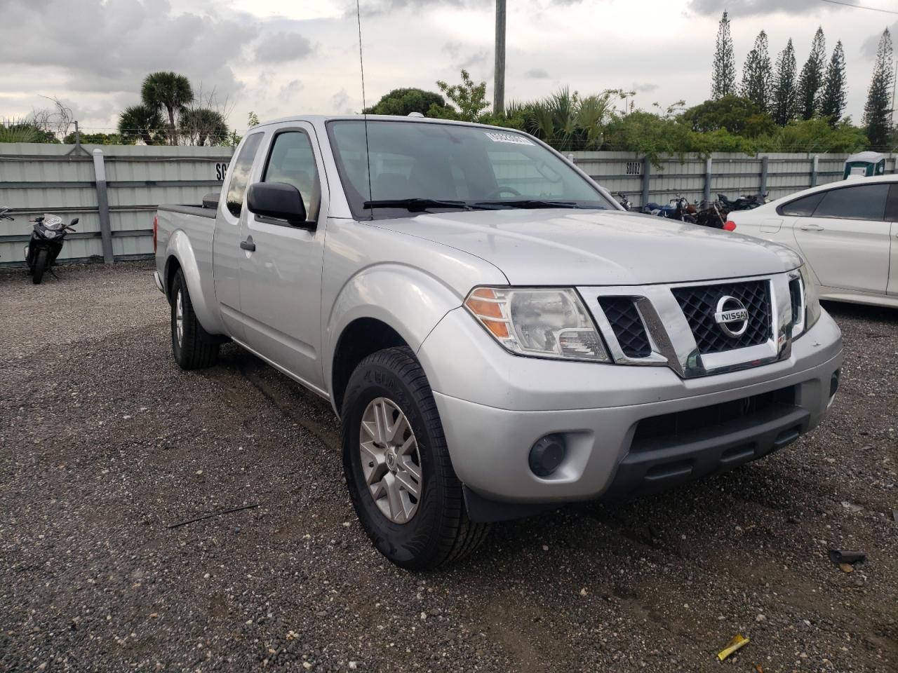 2014 NISSAN Frontier