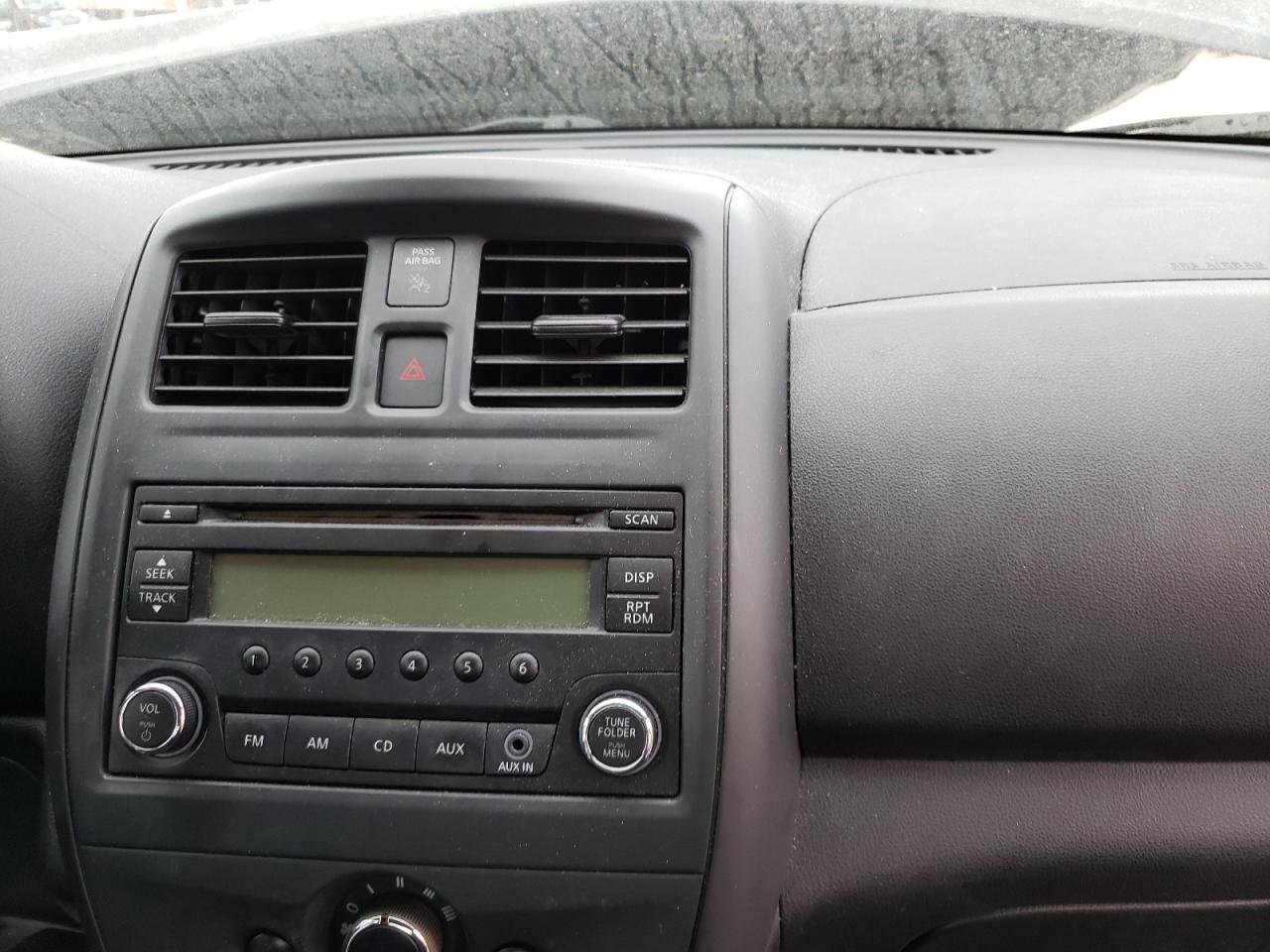 2015 NISSAN VERSA