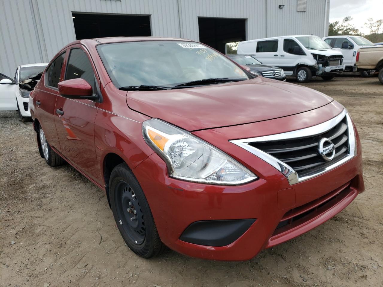 2019 NISSAN VERSA