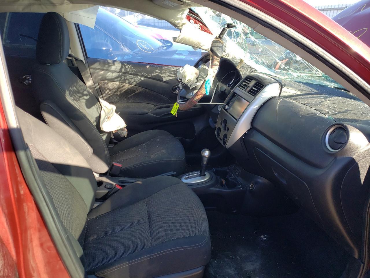 2019 NISSAN VERSA