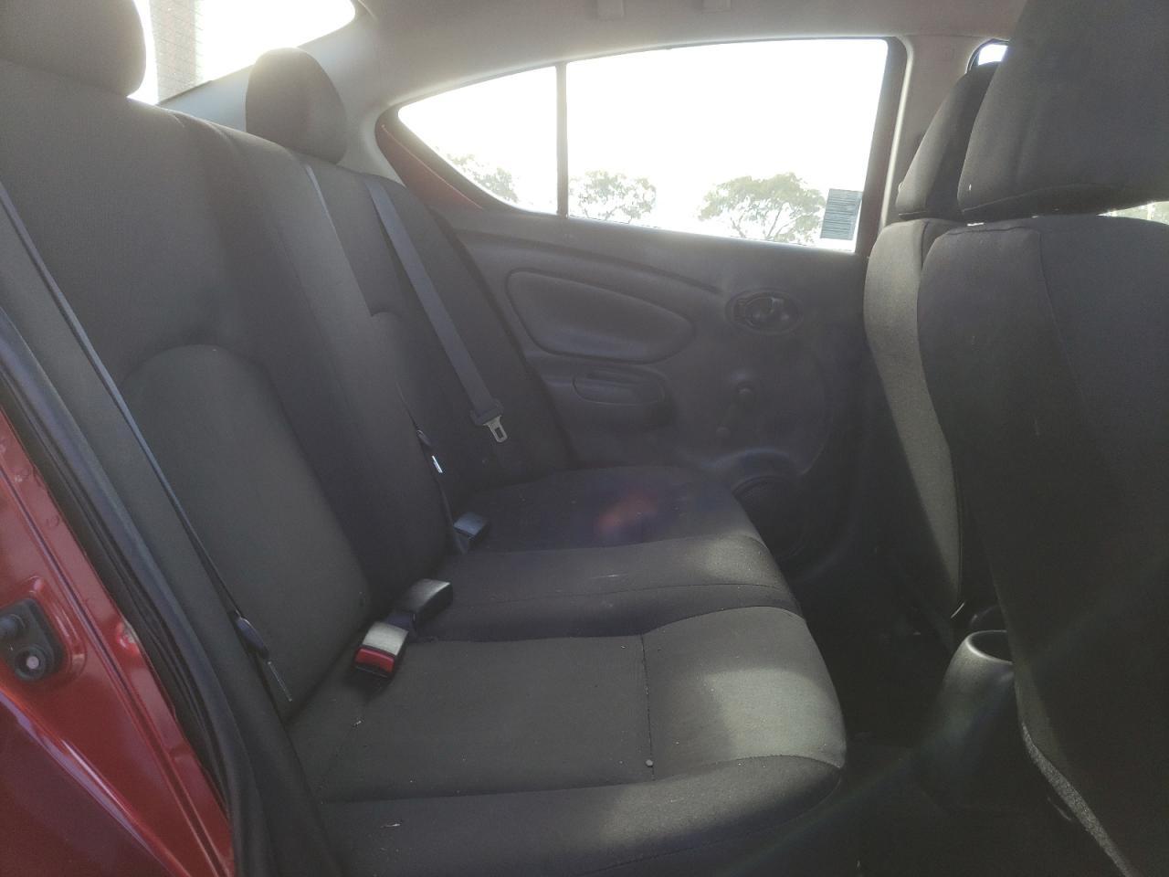 2018 NISSAN VERSA