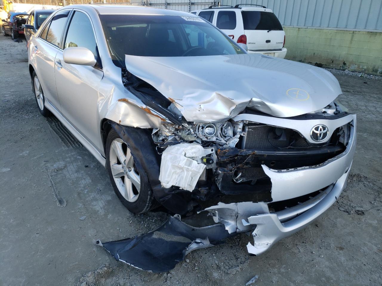 2011 TOYOTA CAMRY