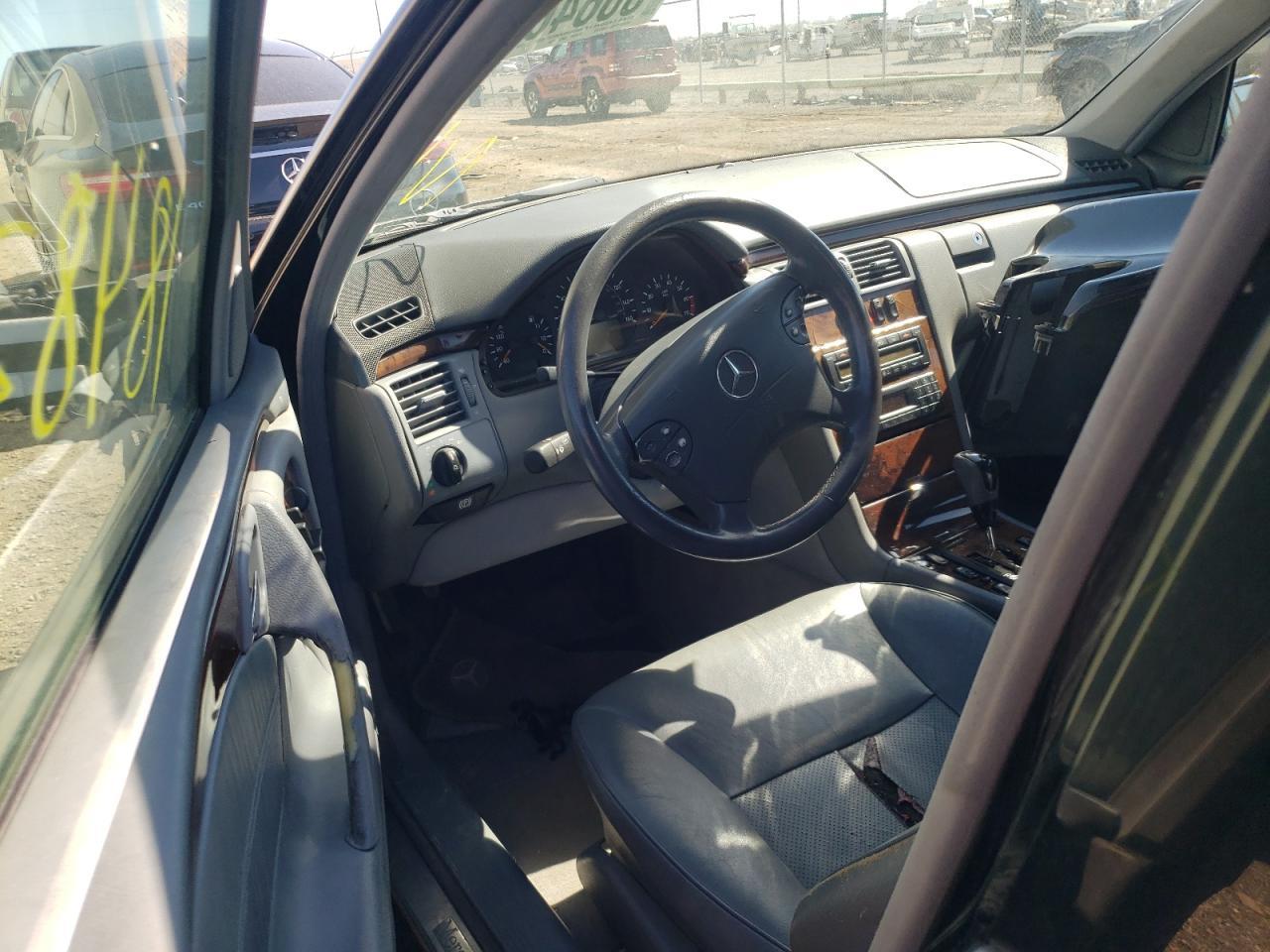 2001 MERCEDES-BENZ E-Class